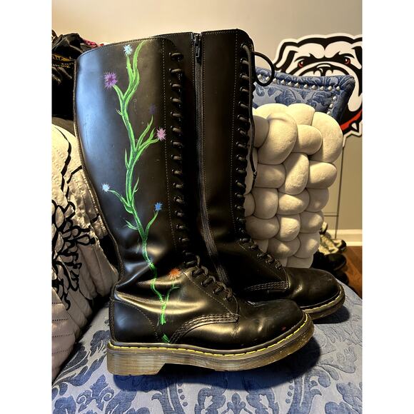 Dr Martens Custom Painted 14 Eye Knee High Boots size 8/EU 39 - Picture 1 of 6